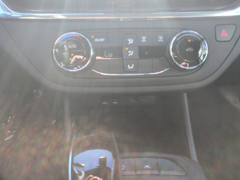 New 2026 Buick Envista Preferred image 19