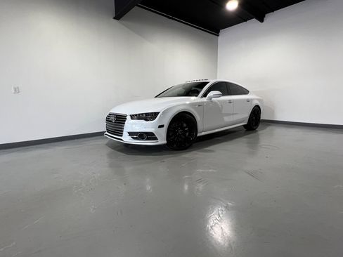Used 2017 Audi A7 3.0T Premium Plus w/ Comfort Seating Package image 3