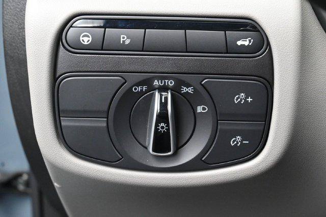 Used 2024 INFINITI QX50 Luxe AWD/4WD image 16