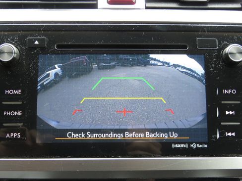 Used 2017 Subaru Outback 2.5i Premium AWD/4WD image 25