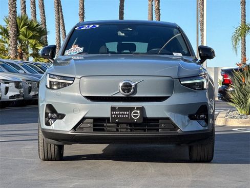 Certified 2023 Volvo C40 P8 Recharge Ultimate image 8