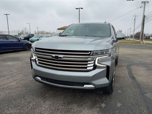 Used 2024 Chevrolet Tahoe High Country w/ Advanced Technology Package image 3