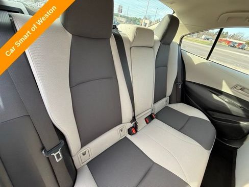 Used 2023 Toyota Corolla LE FWD image 21