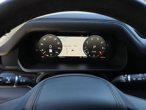Certified 2024 Land Rover Defender 130 Outbound AWD/4WD image 21