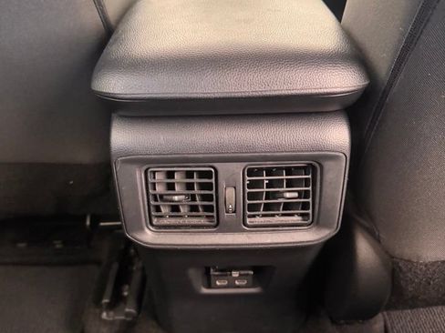 Used 2025 Toyota RAV4 XLE w/ Weather Package AWD/4WD image 28
