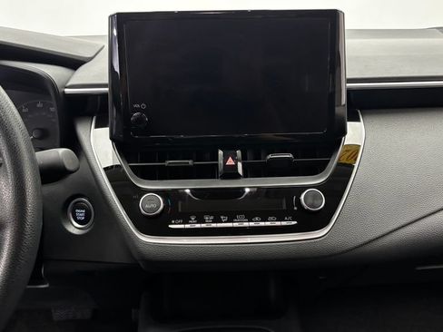 Used 2024 Toyota Corolla LE w/ LE Convenience Package FWD image 19