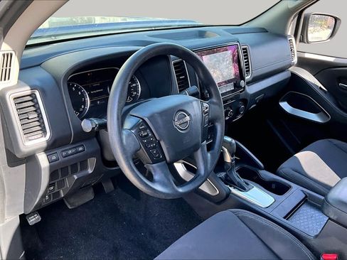 Certified 2022 Nissan Frontier SV RWD image 16