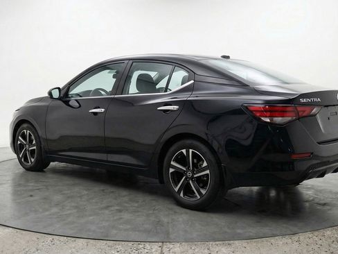 Used 2025 Nissan Sentra SV image 6