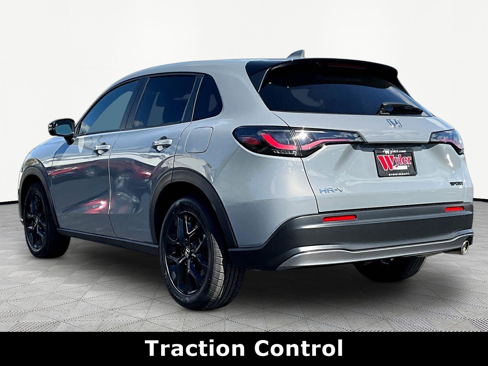 Used 2025 Honda HR-V Sport image 4