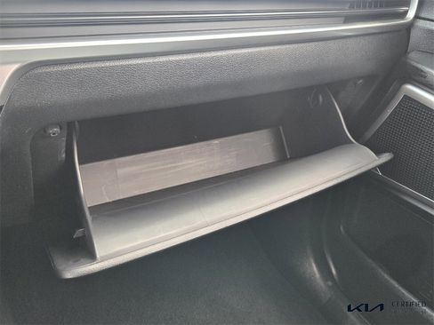 Certified 2023 Kia Telluride LX image 20