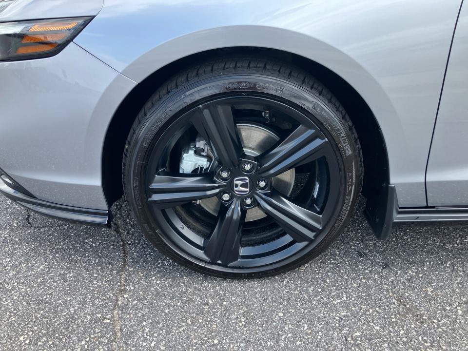 New 2026 Honda Accord Sport image 27