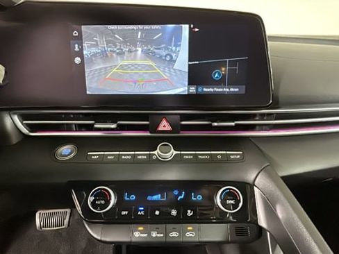 Certified 2024 Hyundai Elantra SEL FWD image 24