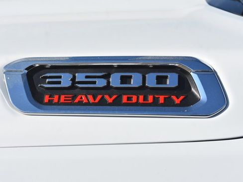 Used 2024 RAM 3500 Big Horn image 10