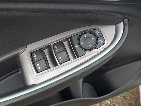 Used 2024 Chevrolet Malibu LT w/ Sport Edition FWD image 15