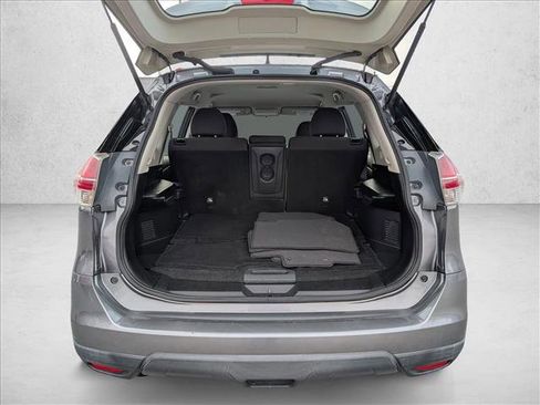 Used 2016 Nissan Rogue S image 6