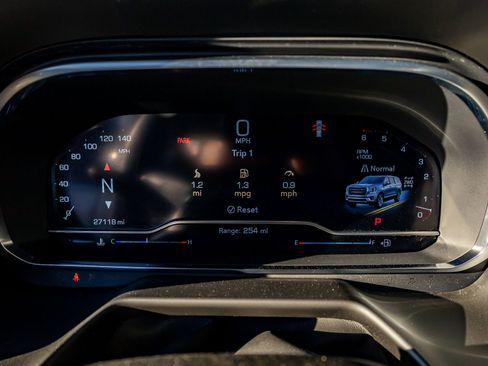 Used 2023 GMC Yukon SLE w/ Max Trailering Package image 19