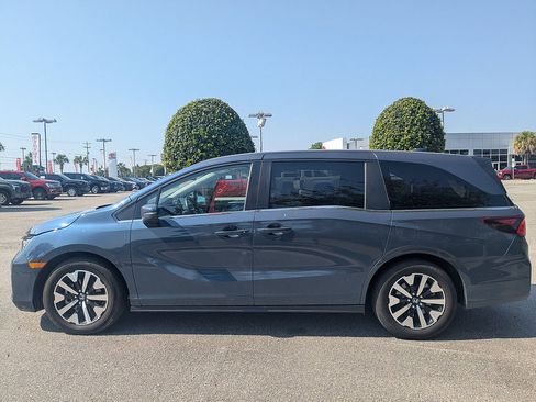 Used 2025 Honda Odyssey EX-L image 6