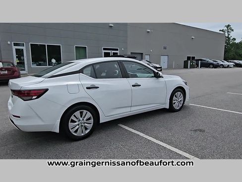 Used 2025 Nissan Sentra S FWD image 27