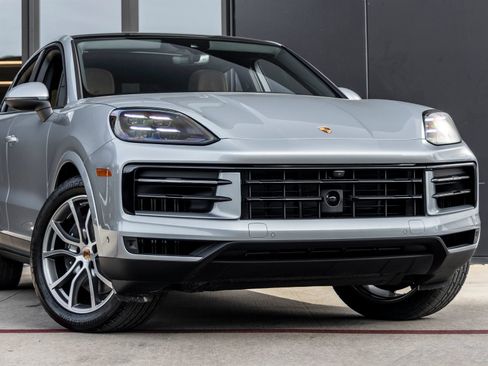 Certified 2026 Porsche Cayenne Coupe AWD/4WD image 9