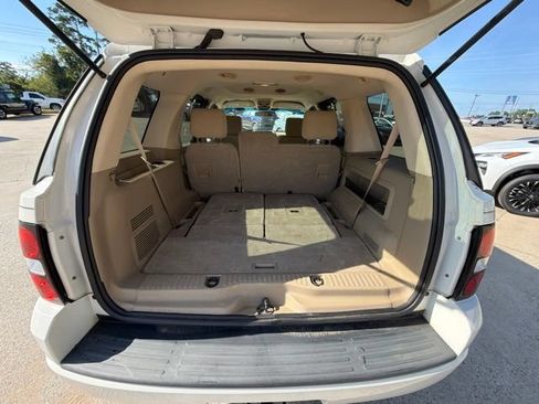 Used 2008 Ford Explorer XLT RWD image 16
