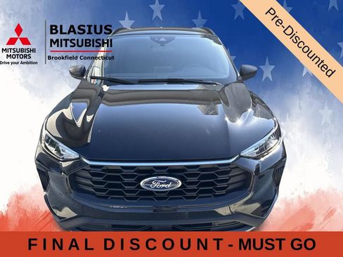Used 2025 Ford Escape ST-Line FWD image 18