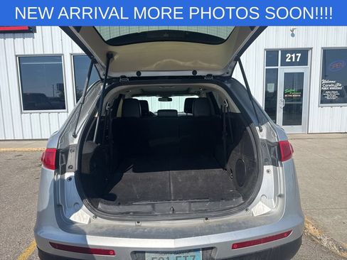 Used 2019 Lincoln MKT AWD image 18