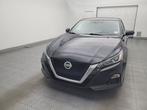 Used 2021 Nissan Altima 2.5 SV FWD image 15