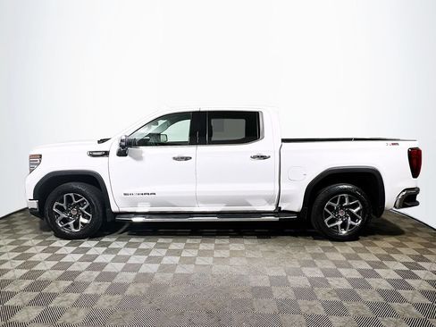 Used 2023 GMC Sierra 1500 SLT w/ SLT Premium Plus Package AWD/4WD image 4