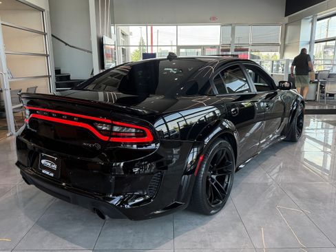 Used 2020 Dodge Charger SRT Hellcat w/ Harman/Kardon Audio Group RWD image 7