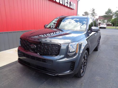 Used 2021 Kia Telluride EX w/ EX Premium Package AWD/4WD image 1