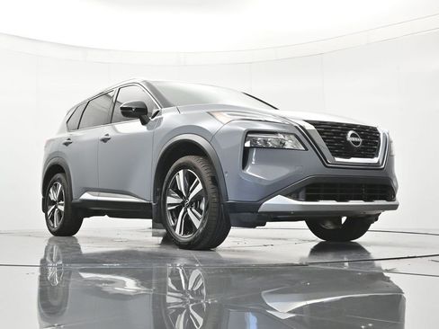 Used 2022 Nissan Rogue Platinum w/ Head-Up Display Package FWD image 38