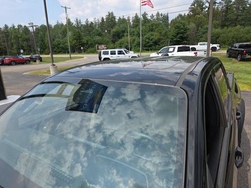 Used 2025 Chevrolet Colorado ZR2 AWD/4WD image 44