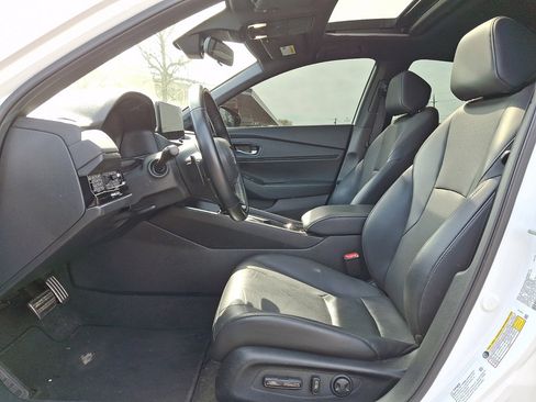 Used 2023 Honda Accord Sport image 17