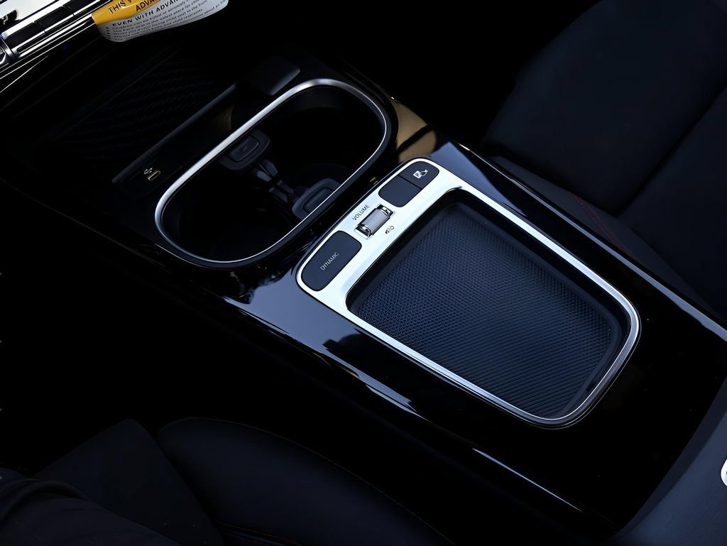 New 2026 Mercedes-Benz CLA 35 AMG 4MATIC image 27
