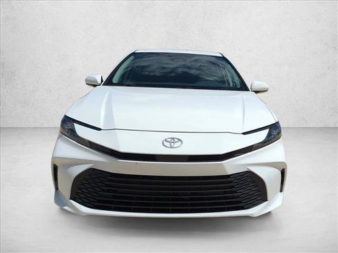 Used 2025 Toyota Camry LE FWD image 2