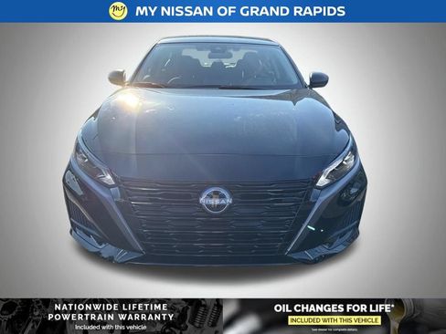 New 2026 Nissan Altima 2.5 SV FWD image 9