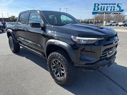 Used 2024 Chevrolet Colorado ZR2 w/ Technology Package