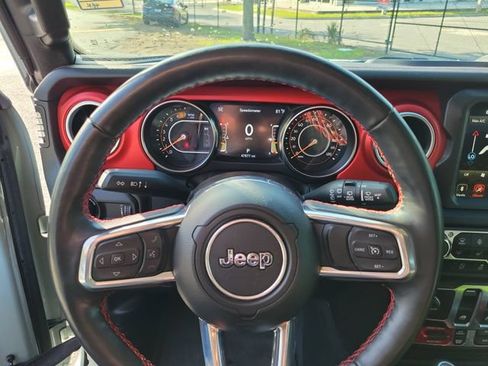 Used 2023 Jeep Wrangler Rubicon w/ Cold Weather Group AWD/4WD image 21