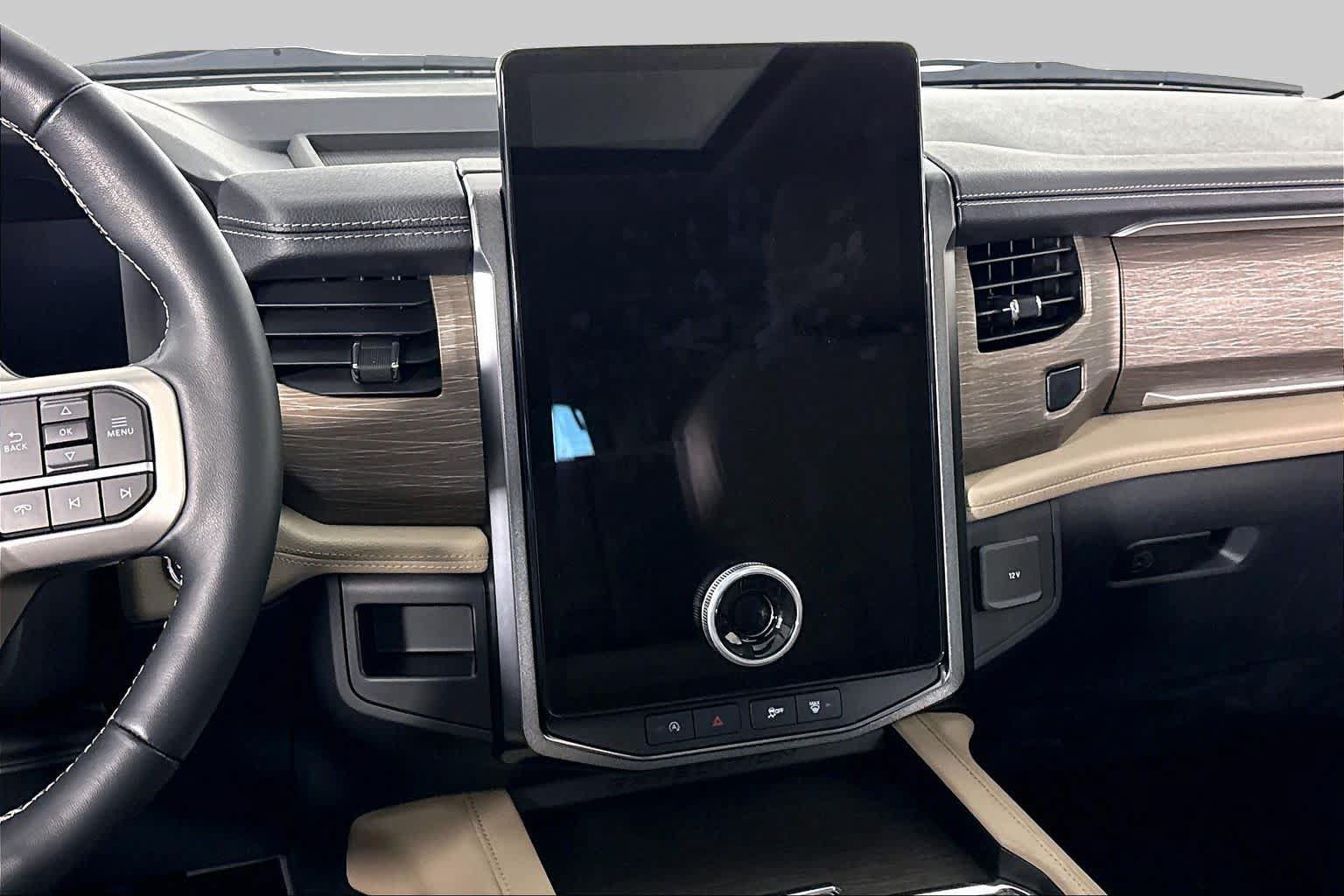 Used 2024 Ford Expedition Max Limited RWD image 7