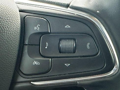 Used 2024 Buick Encore GX Avenir image 20