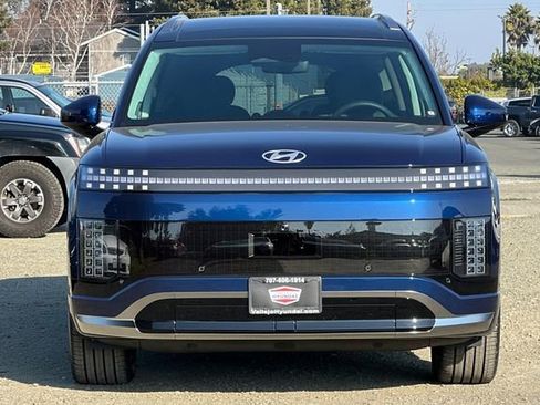 New 2026 Hyundai Ioniq 9 Calligraphy image 3