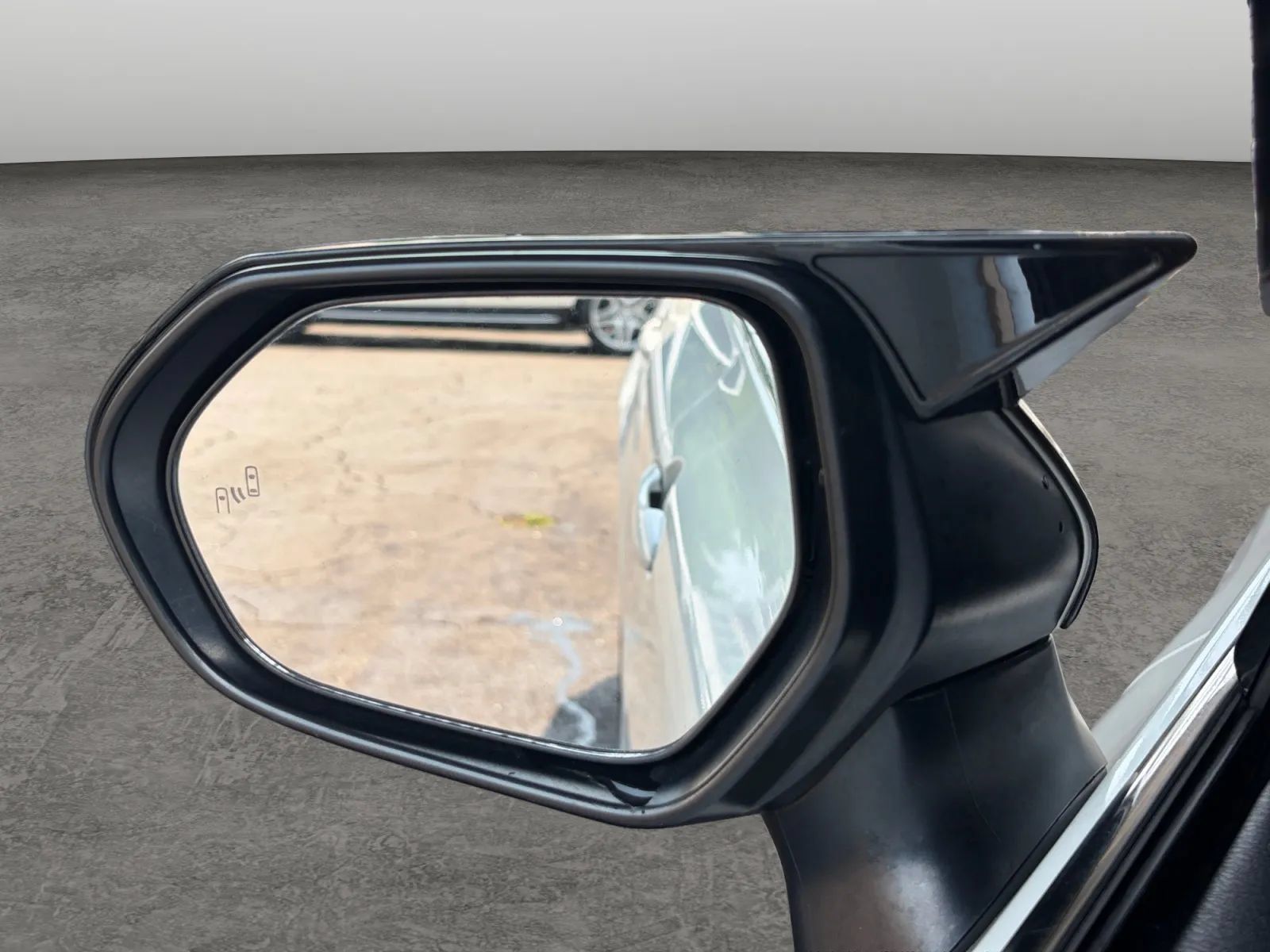 Used 2021 Toyota Camry XLE AWD/4WD image 33