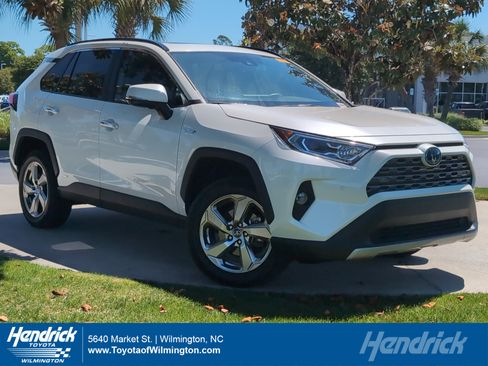 Certified 2020 Toyota RAV4 Limited AWD/4WD image 1