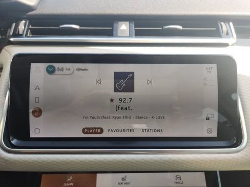 Used 2021 Land Rover Range Rover Velar R-Dynamic S AWD/4WD image 32
