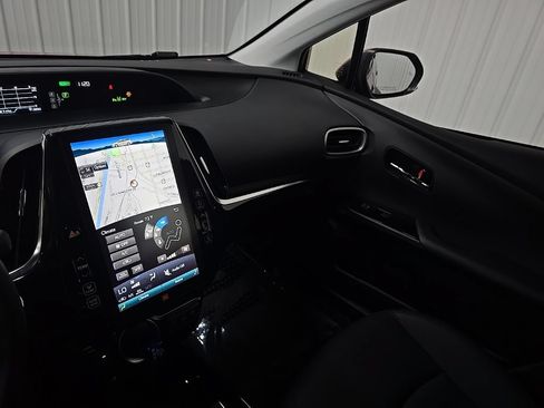Used 2021 Toyota Prius Prime Limited FWD image 27