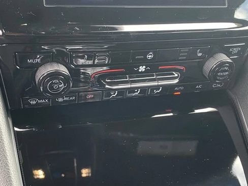 New 2025 Jeep Grand Cherokee L Altitude AWD/4WD image 22