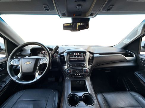Used 2015 Chevrolet Suburban LT image 23