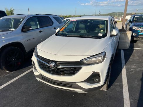 Used 2022 Buick Encore GX Preferred w/ Cold Weather Comfort Package AWD/4WD image 1