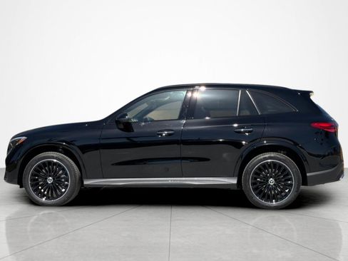 New 2026 Mercedes-Benz GLC 300 image 2