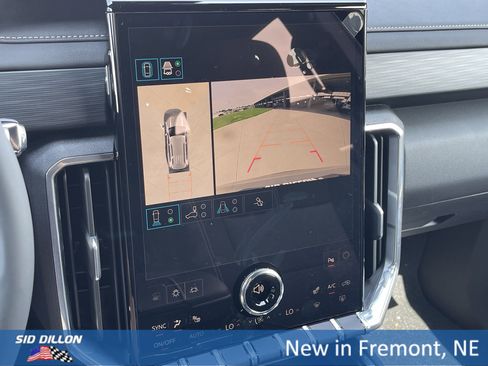 New 2026 GMC Acadia Elevation image 5